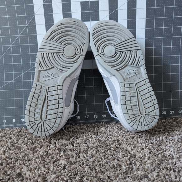 Grey Dunks - Picture 6 of 6